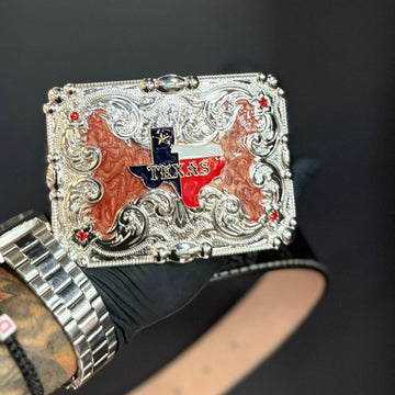 Evilla De Metal State of Texas Belt Buckle for 2-inch Belts Western Design with Red Accents and Texas Flag Motif
